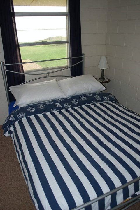 Dunworkin - New Castle Holiday 4