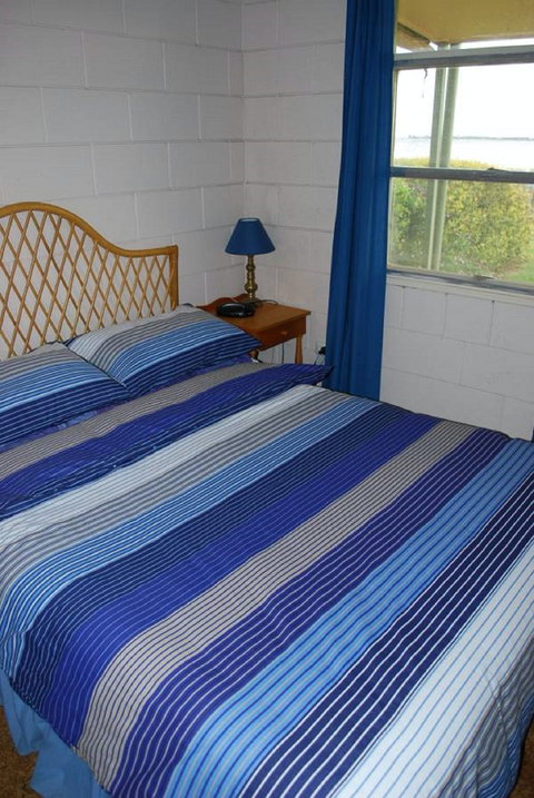 Dunworkin - New Castle Holiday 6