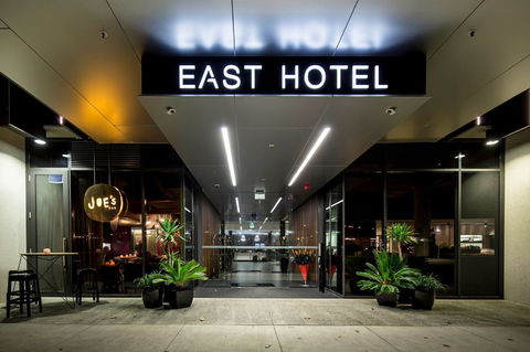 East Hotel + Apartments - New Castle Holiday 7