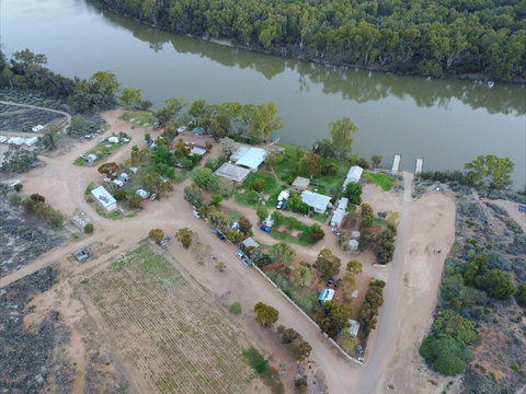 Fort Courage Caravan Park - New Castle Holiday 0