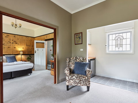 Forrest Guesthouse - New Castle Holiday 1