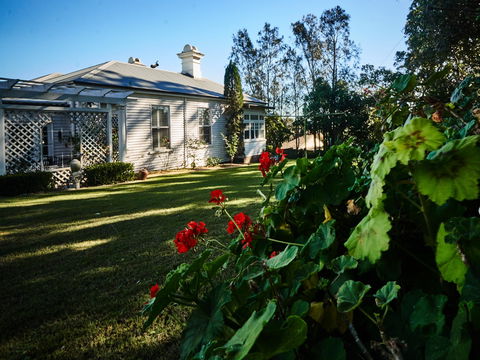 Glenellyn House - Servants Quarters - New Castle Holiday 1