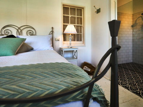 Glenellyn House - Servants Quarters - New Castle Holiday 5
