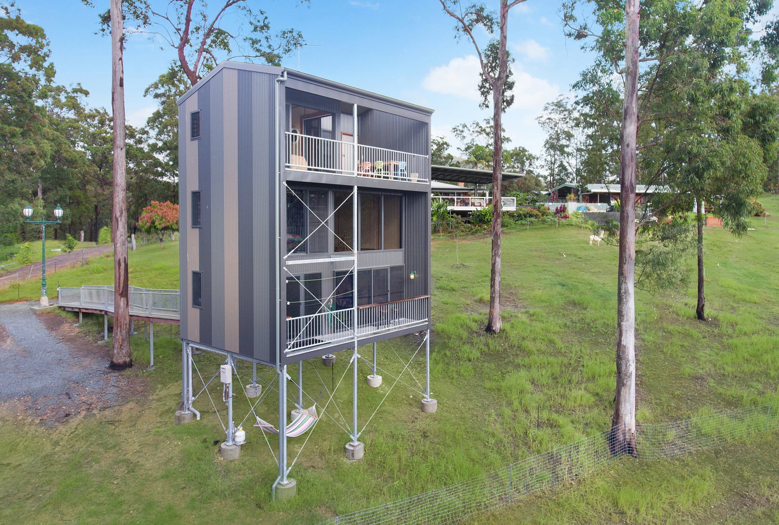 Austinville QLD New Castle Holiday