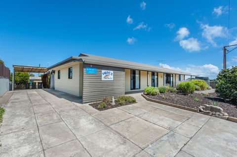 Hilde's Holiday Home - New Castle Holiday 0