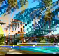 Homestead Motel - New Castle Holiday