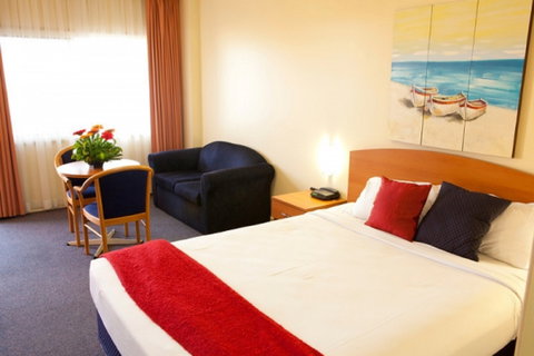 Karinga Motel, SureStay Hotel By Best Western - New Castle Holiday 3