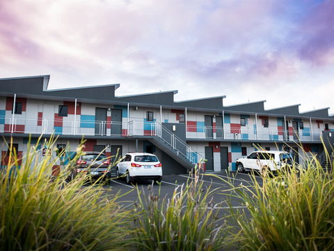 Kingston Hotel - New Castle Holiday 0
