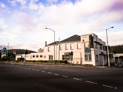 Kingston Hotel - New Castle Holiday 1