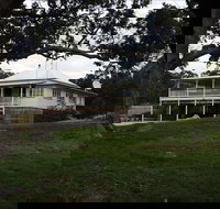 Loughmore House and Cottage - New Castle Holiday