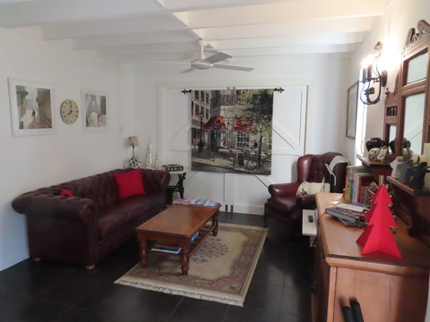 Maison De May Boutique Bed And Breakfast - New Castle Holiday 7