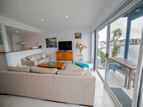 Marina Reflections - New Castle Holiday 1