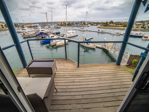 Marina Reflections - New Castle Holiday 7