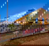 Motel Mandalay - New Castle Holiday