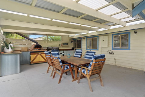 Palperipa - New Castle Holiday 1