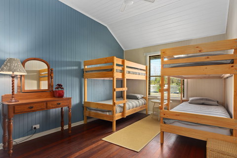 Palperipa - New Castle Holiday 8