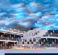 Parkview Hotel Orange - New Castle Holiday