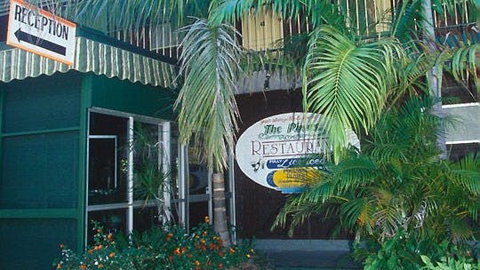 Pine Tree Motel - New Castle Holiday 1