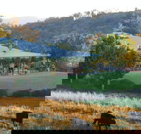 Rosby Guesthouse and Studio - New Castle Holiday