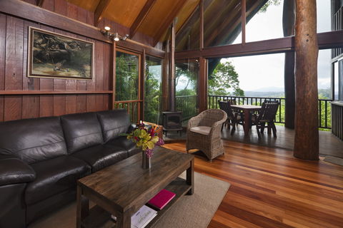 Rose Gums Wilderness Retreat - New Castle Holiday 1