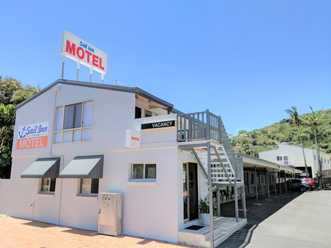 Sail Inn - Yeppoon - New Castle Holiday 1