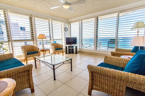 Seacrest Apartments - New Castle Holiday 1