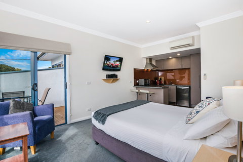 Seascape Accommodation - New Castle Holiday 4