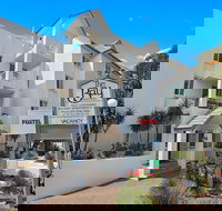 The Bay Apartments - New Castle Holiday