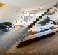 The Leprechaun Resort Darwin - New Castle Holiday