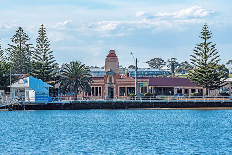 The Central Hotel Motel Lakes Entrance - New Castle Holiday 1