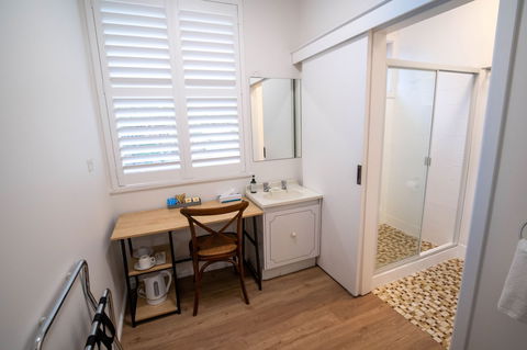 The Platypus Accommodation And Cafe - New Castle Holiday 5