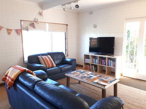 The Lobster - New Castle Holiday 4