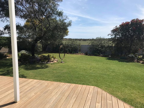 The Lobster - New Castle Holiday 9