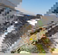 University of Canberra Village - New Castle Holiday