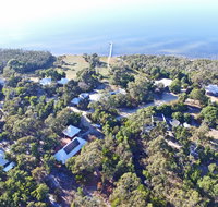 Waterfront Retreat At Wattle Point - New Castle Holiday
