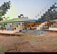 Willandra Cottage - New Castle Holiday