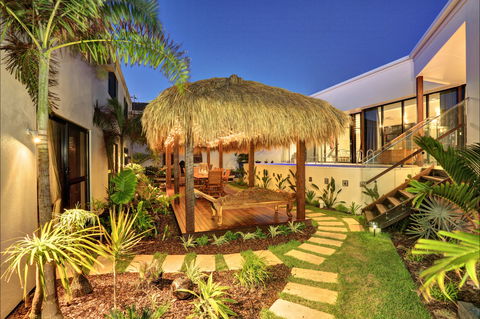 ZEN Beach Retreat - New Castle Holiday 4
