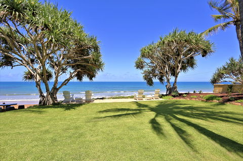 ZEN Beach Retreat - New Castle Holiday 9