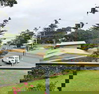 3 Madsen - New Castle Holiday