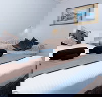 Abajaz Motor Inn - New Castle Holiday