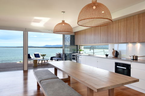 Absolute Waterfront Gerroa - New Castle Holiday 0