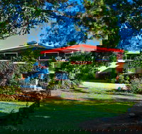 Alpenhorn Holiday Units - New Castle Holiday