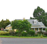 Anglea House Bed and Breakfast - New Castle Holiday
