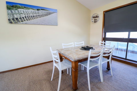 Anglers Abode - New Castle Holiday 2