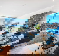 Aqua The Spectacular - New Castle Holiday