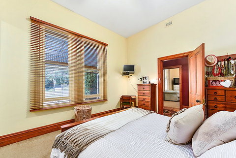 Bay Road - Walk To Blue Lake, CBD And Coffee Shops - New Castle Holiday 1