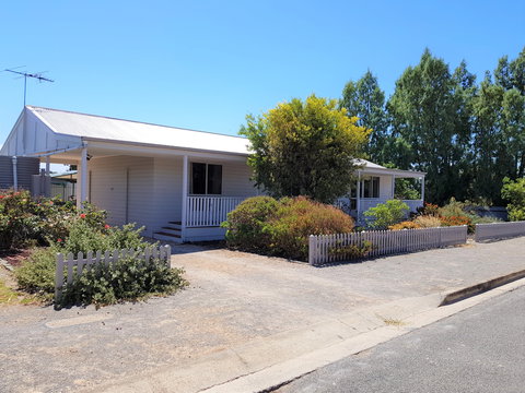 Beach Haven - New Castle Holiday 0