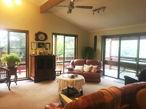 Bed And Breakfast At Kiama - New Castle Holiday 2