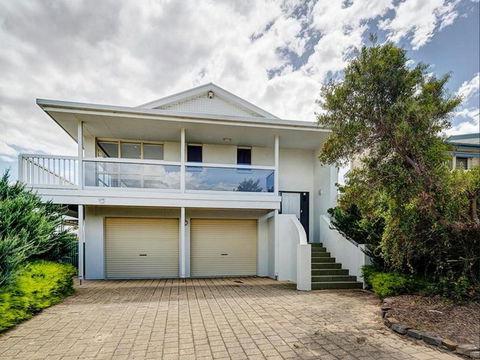 Breezes @ Hayborough - New Castle Holiday 0