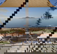 Cardwell Beachfront Motel - New Castle Holiday